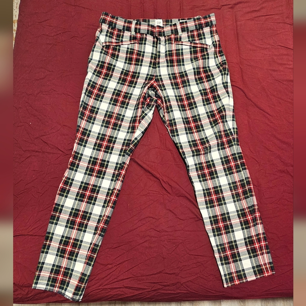 GAP Red and Green Plaid Pants